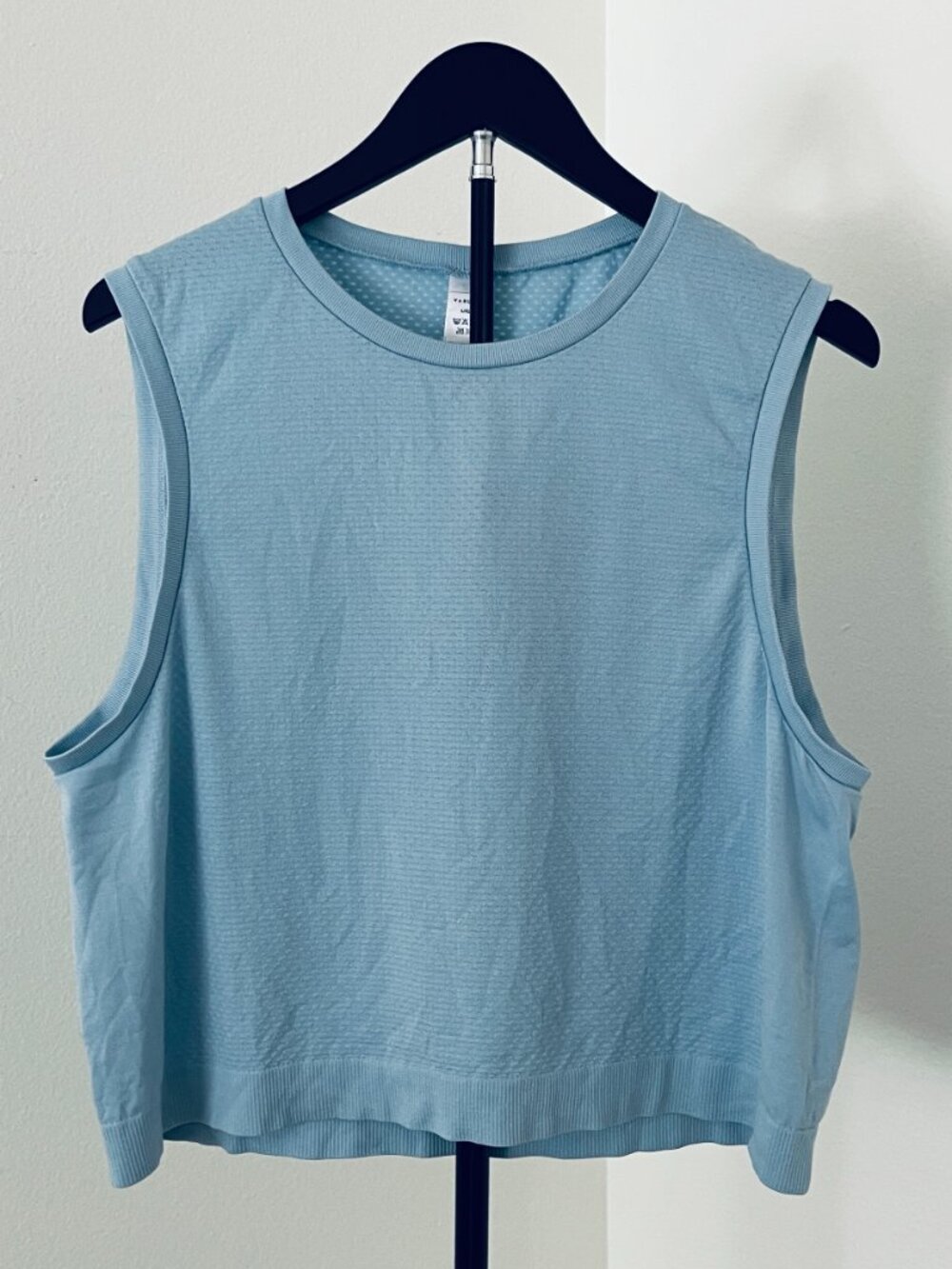 💙 Varley 'Page' Seamless Crop Tank | LIKE NEW! | L/XL | Gym, Yoga, Lounge🧘♀️